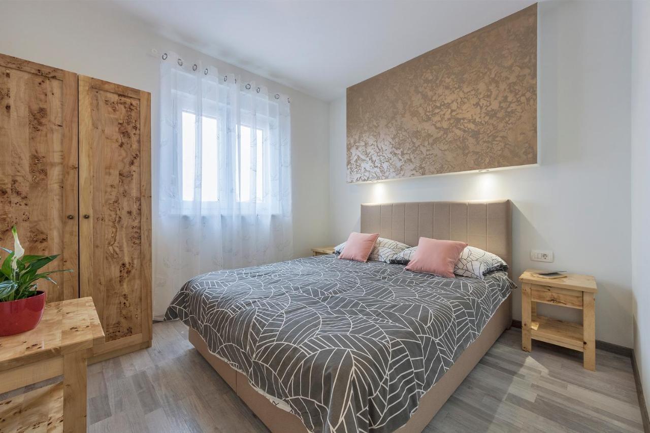 2 Bedroom Apartment Peroj Fažana Exteriér fotografie