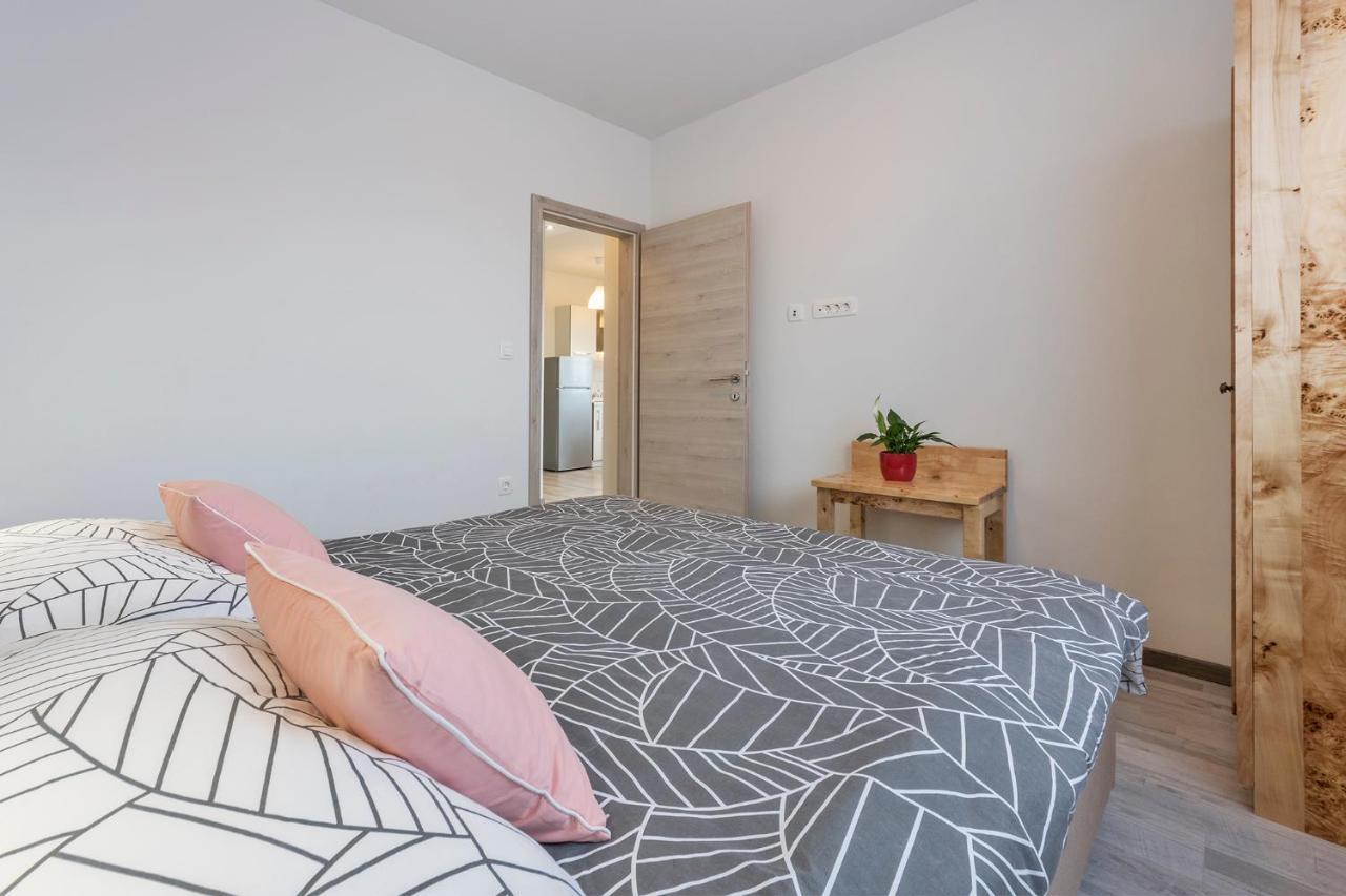 2 Bedroom Apartment Peroj Fažana Exteriér fotografie